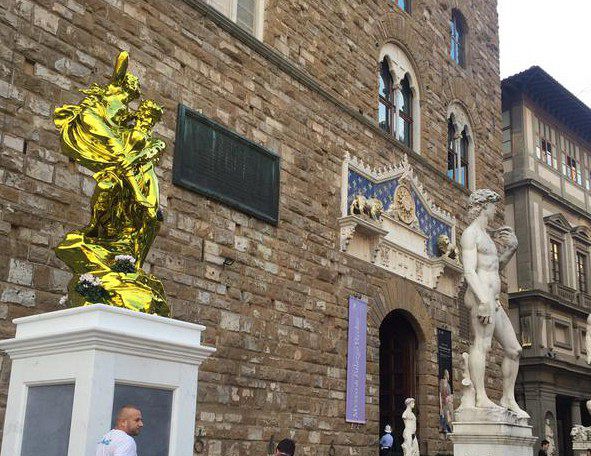 David di Michelangelo (1504) | Pluto e Proserpina di Jeff Koons (2013) | Ingresso Palazzo Vecchio - Firenze | Settembre 2015 - Dicembre 2015